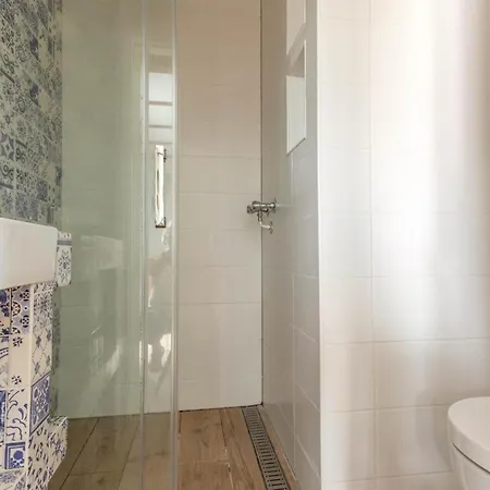 Penzion Casa Karen - Houseboat With Private Terrace 3*